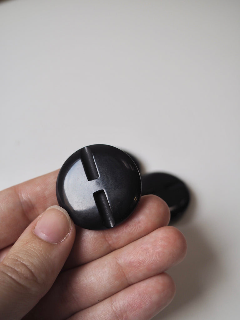 Petrol Channel Hole Buttons 34mm/54L