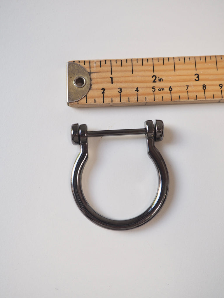 Gunmetal Horseshoe Strap Connector 60mm