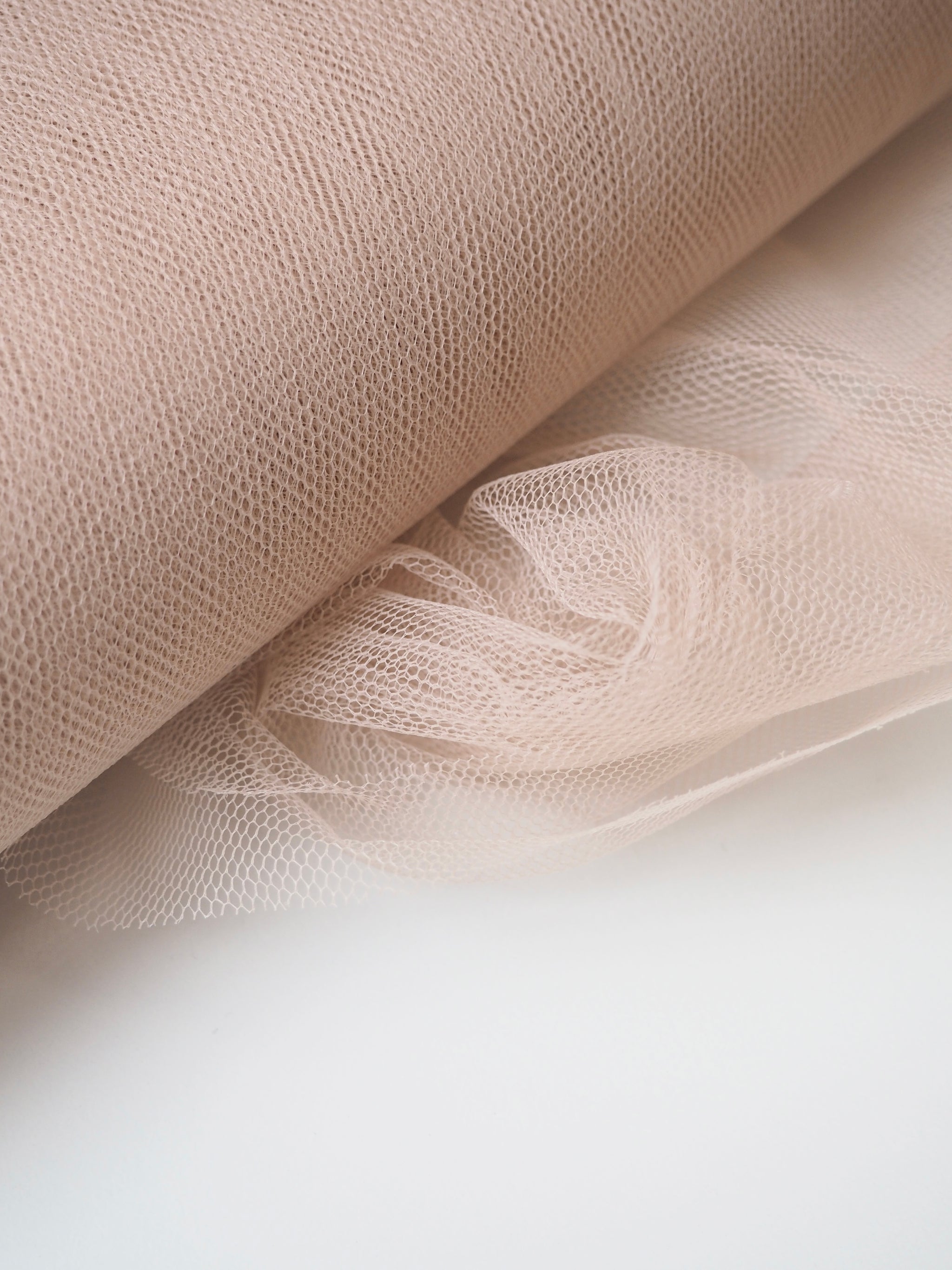 【euw】nuance quilting tulle outer / beige euw】nuance quilting tulle outer / beige Stretch terry fabric