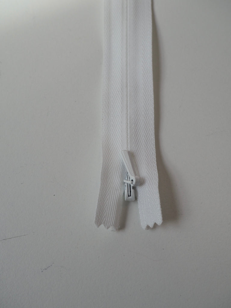 YKK 40cm/16inch Invisible Zips