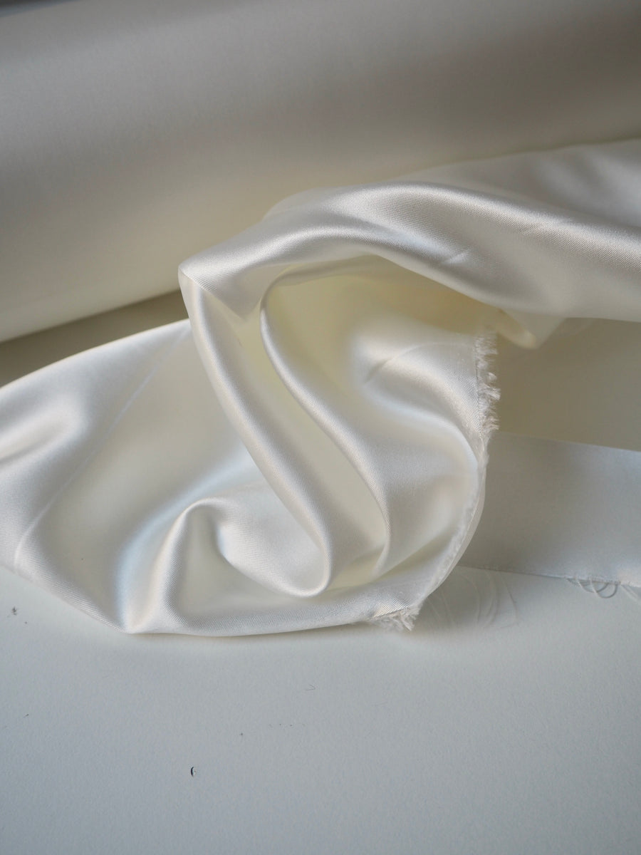 Ivory Viscose/Acetate Satin Lining – The New Craft House