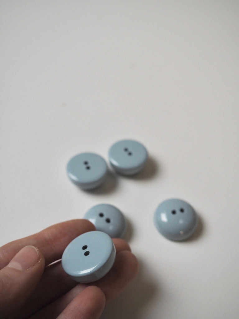 Powder Blue Dome Buttons 23mm/36L