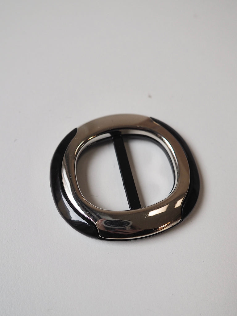 Black + Silver Plastic Slider 3cm