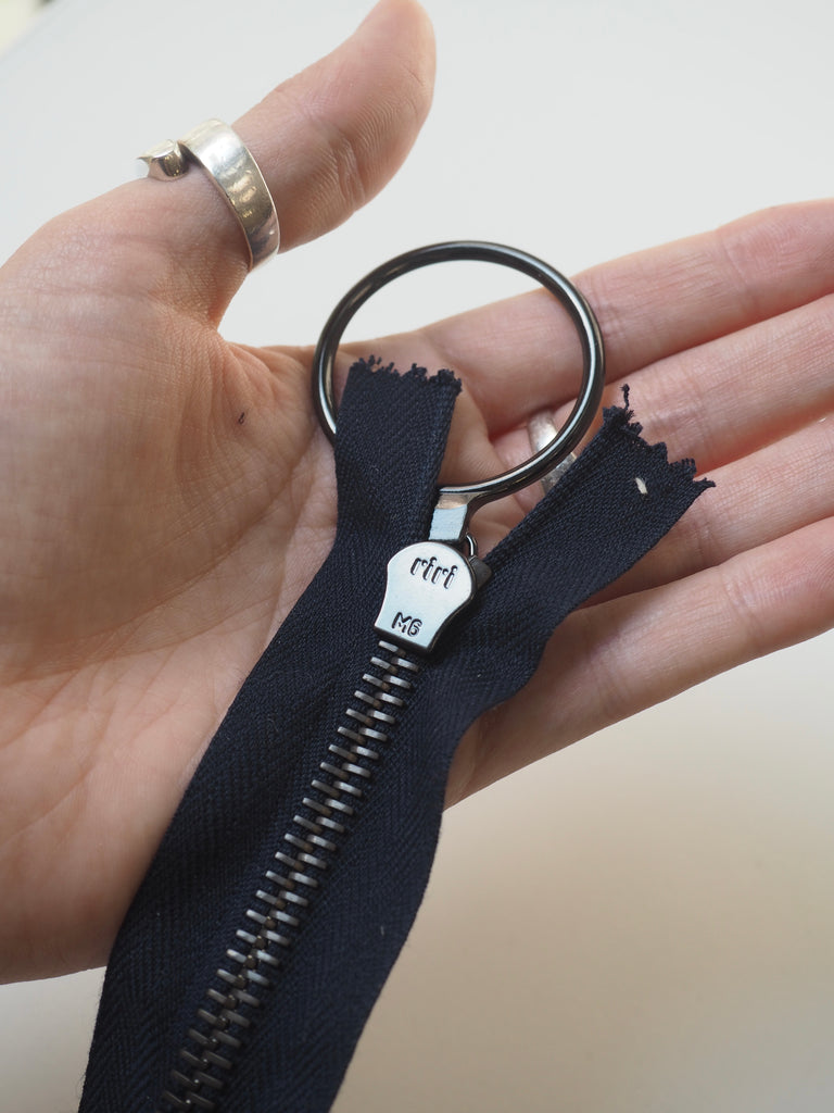 Riri 39cm/15.5inch Midnight O-Pull Metal Teeth Open-Ended Zips