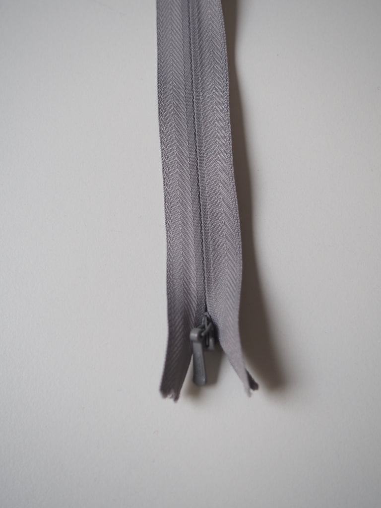 YKK 22cm/9inch Invisible Zips