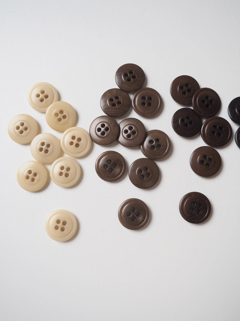 FOLK Rounded-rim Corozo Buttons 15mm/24L