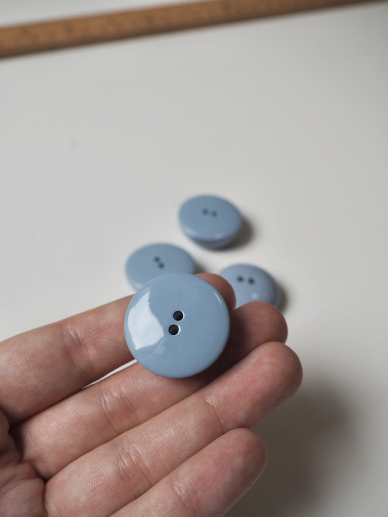 Pale Blue Dome Buttons 28mm/44L