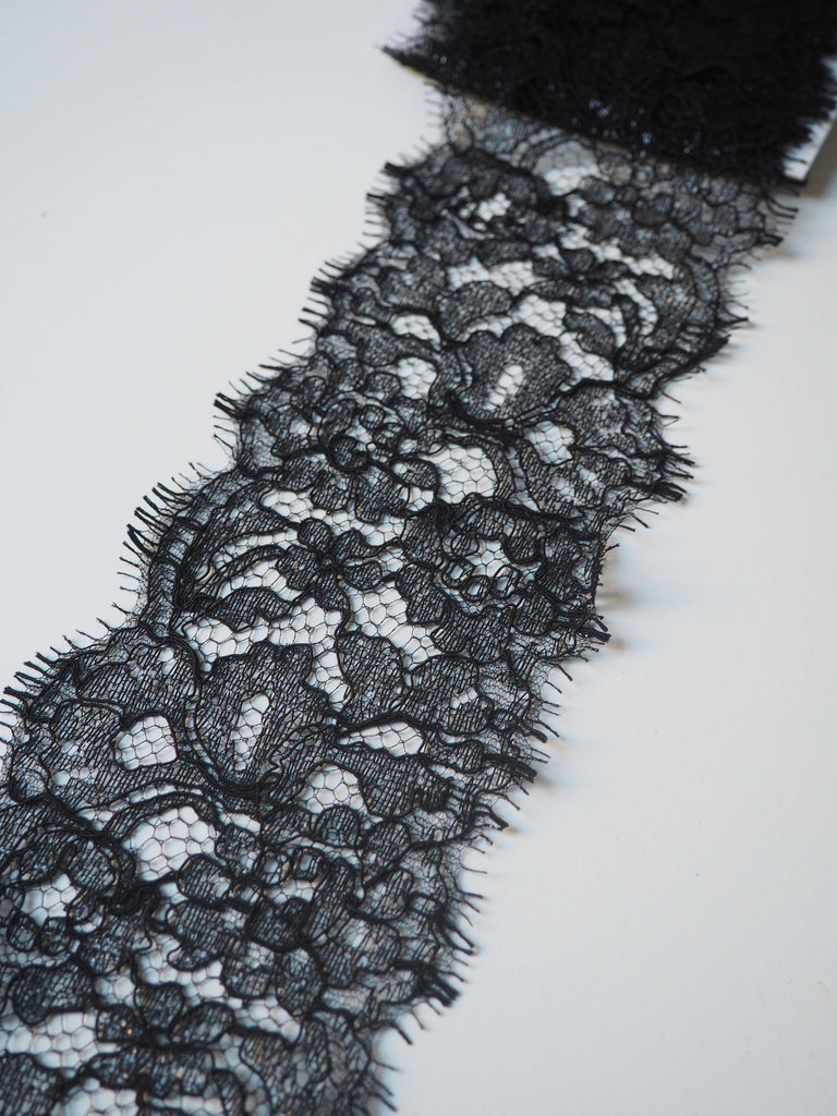 Black Lurex Corded Scalloped Lace Trim 9.5cm