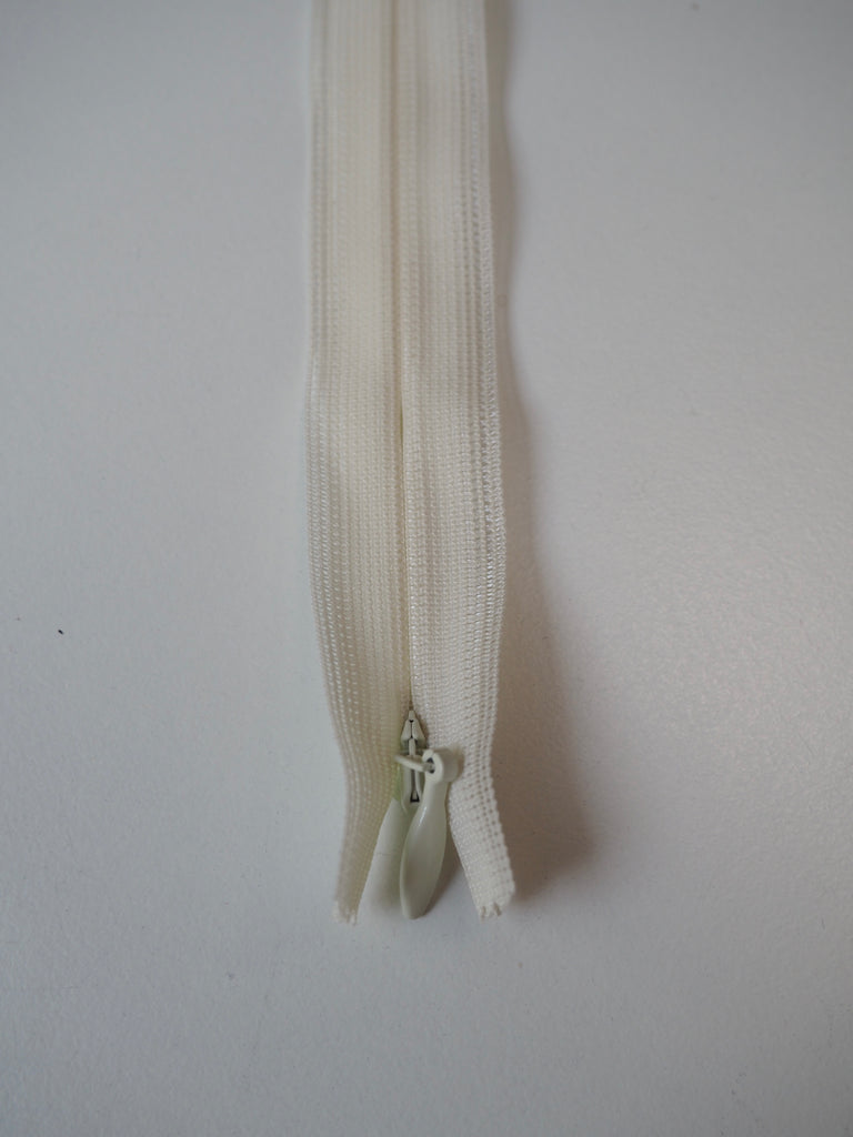 YKK 62cm/24.5inch Invisible Zips