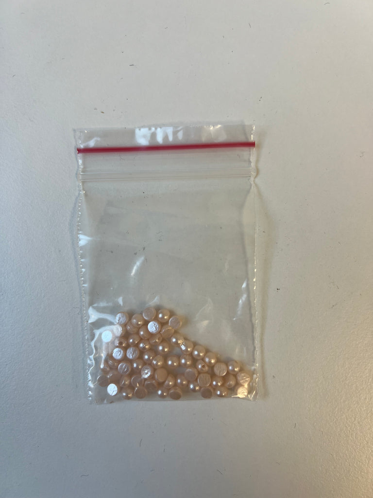 Pink Pearly Beads 1g