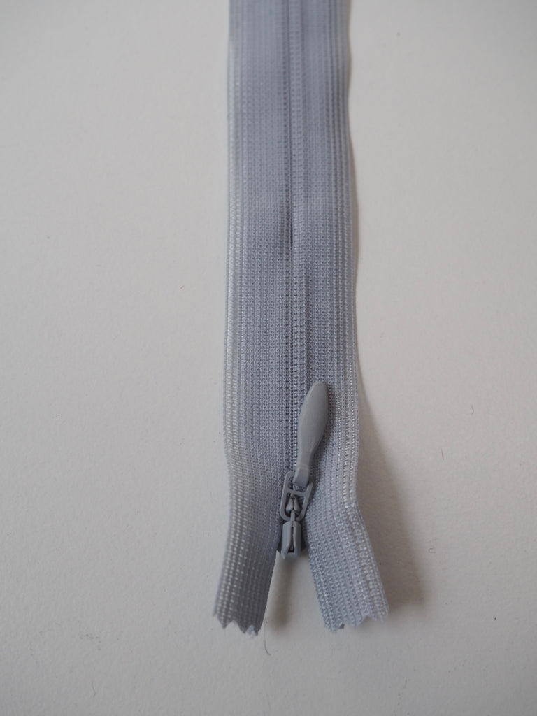 YKK 55cm/22inch Invisible Zips