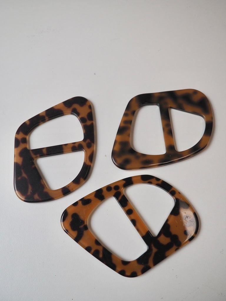 Tortoise Shell Slider 5cm