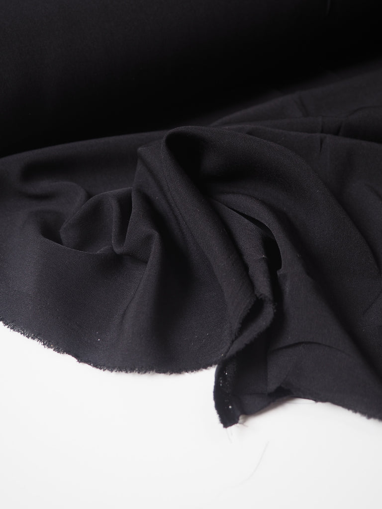 Black Light Crepe Lining