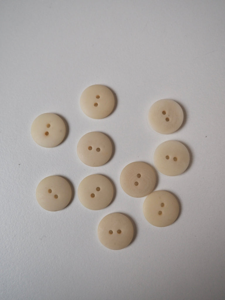 Natural Corozo Buttons 15mm/24L