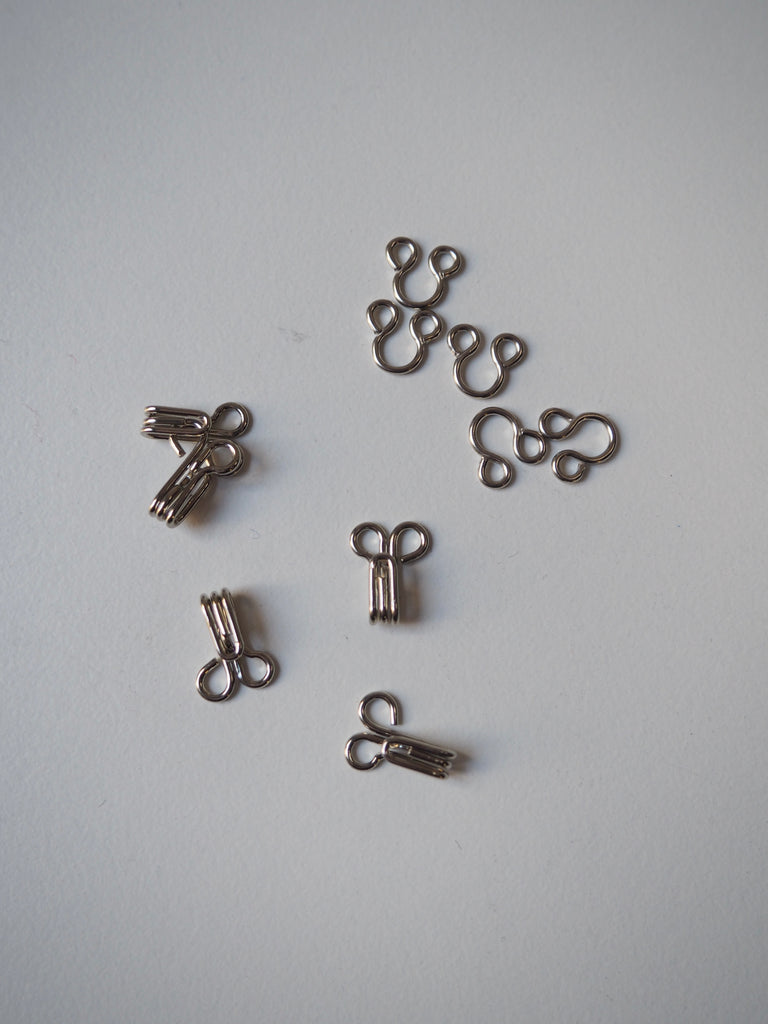 Silver Hook and Eye 12mm - 5 pieces