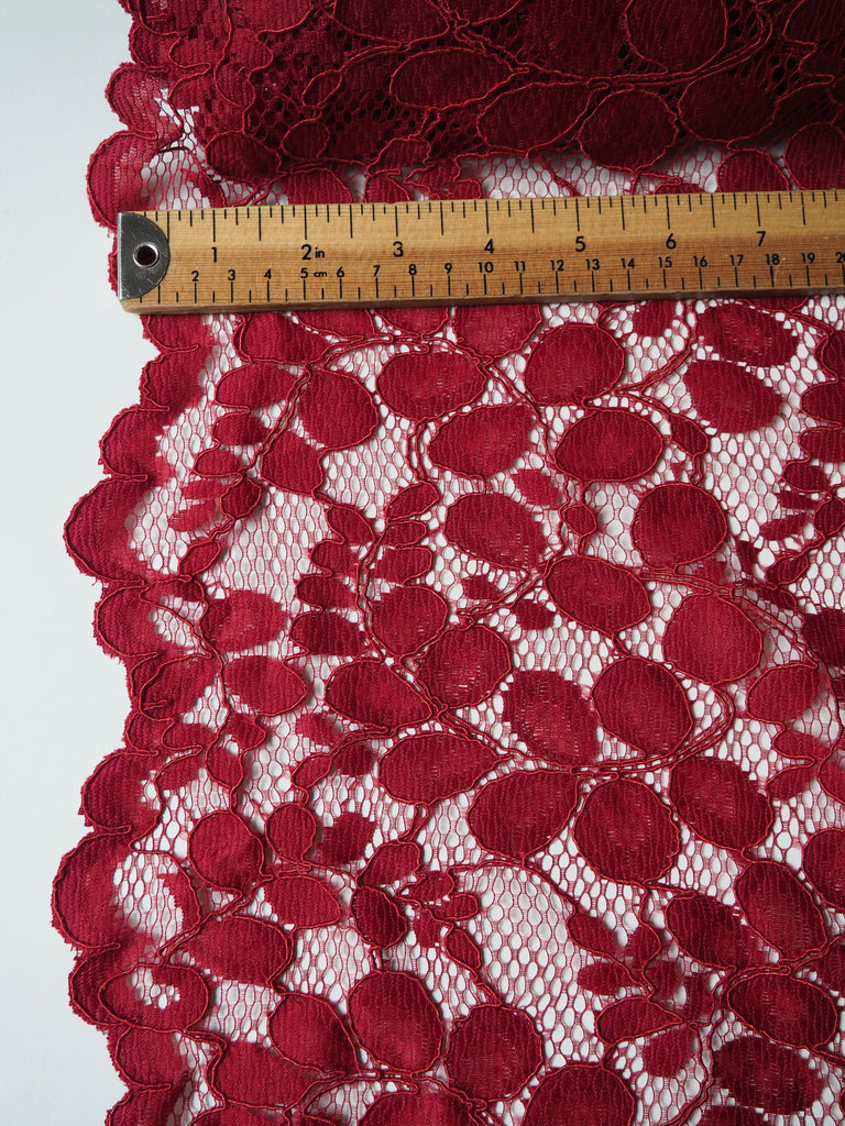 Red Garland Corded Scallop Lace