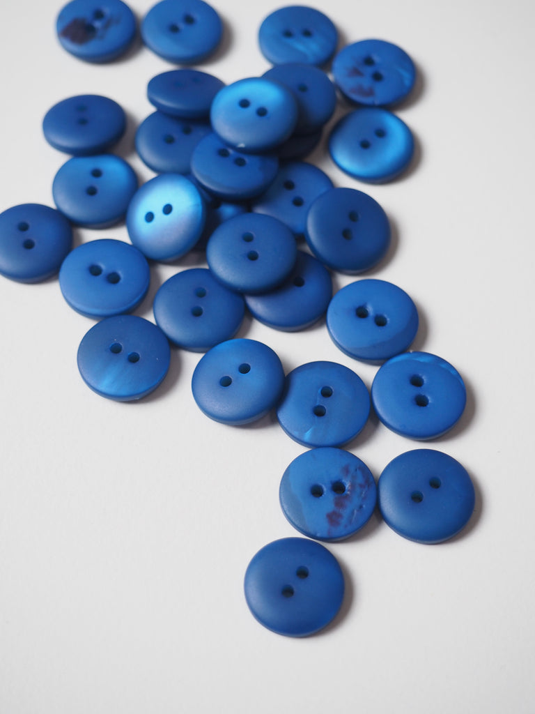 Cobalt Iridescent Trocas Shell Buttons 12mm