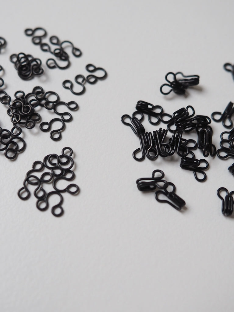 Black Hook and Eye 5mm - 10 pieces