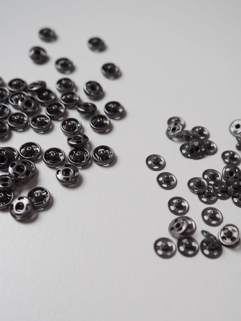 Extra Small Gunmetal Sew-On Press Studs 4mm