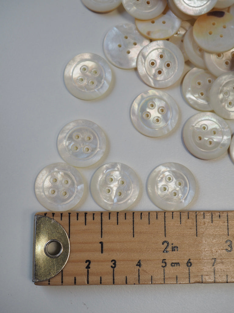 Mother Of Pearl Shell Button 20mm