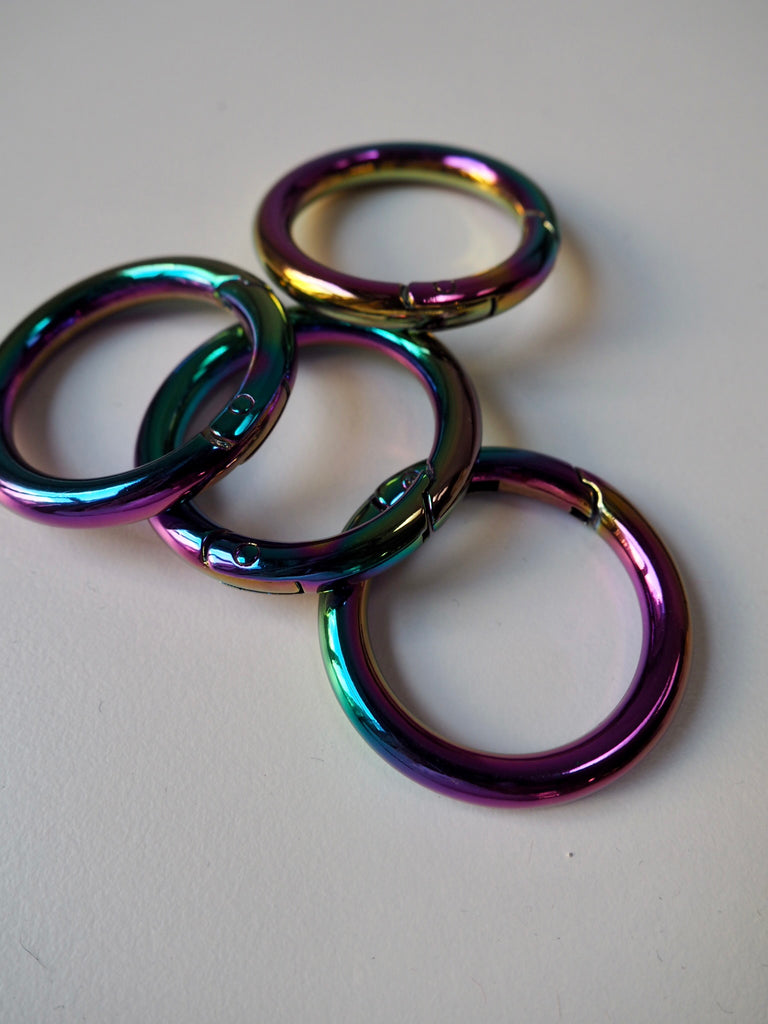 Rainbow Multichrome Metal Key Ring 4.5cm