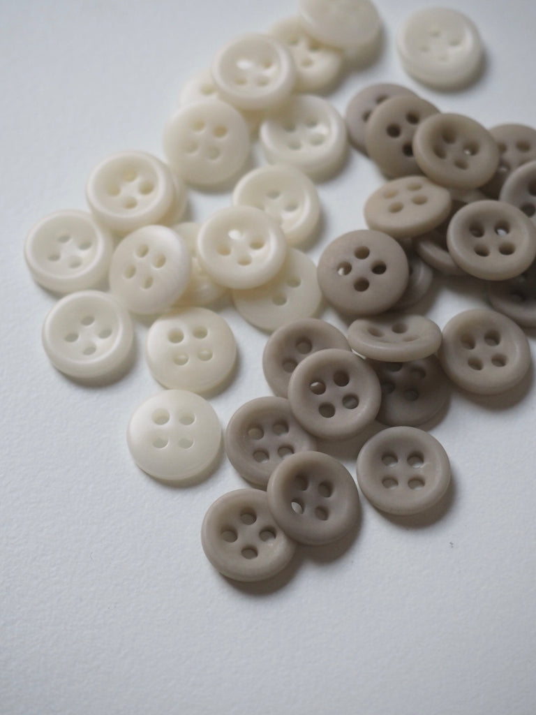 FOLK Rounded Corozo Buttons 10mm/16L