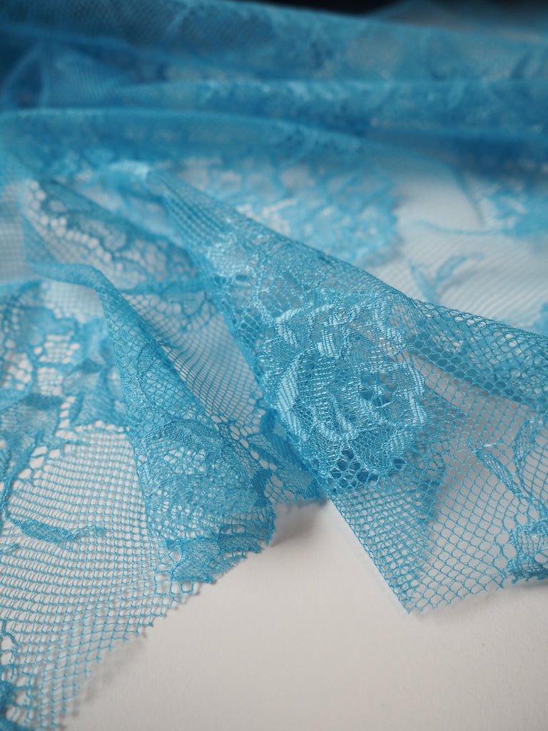 Periwinkle Chantilly Lace