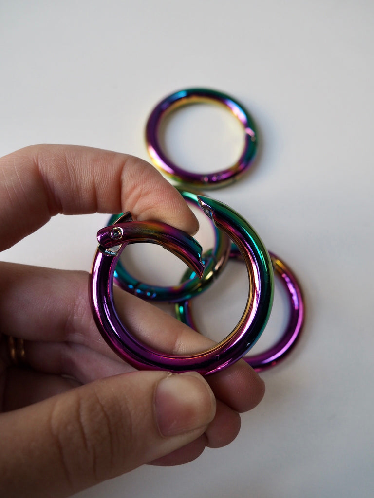 Rainbow Multichrome Metal Key Ring 4.5cm
