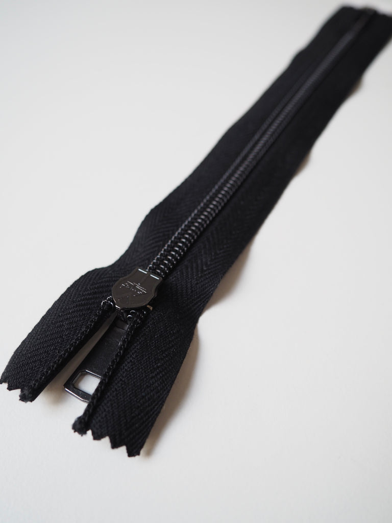 Black Plastic Coated Zips